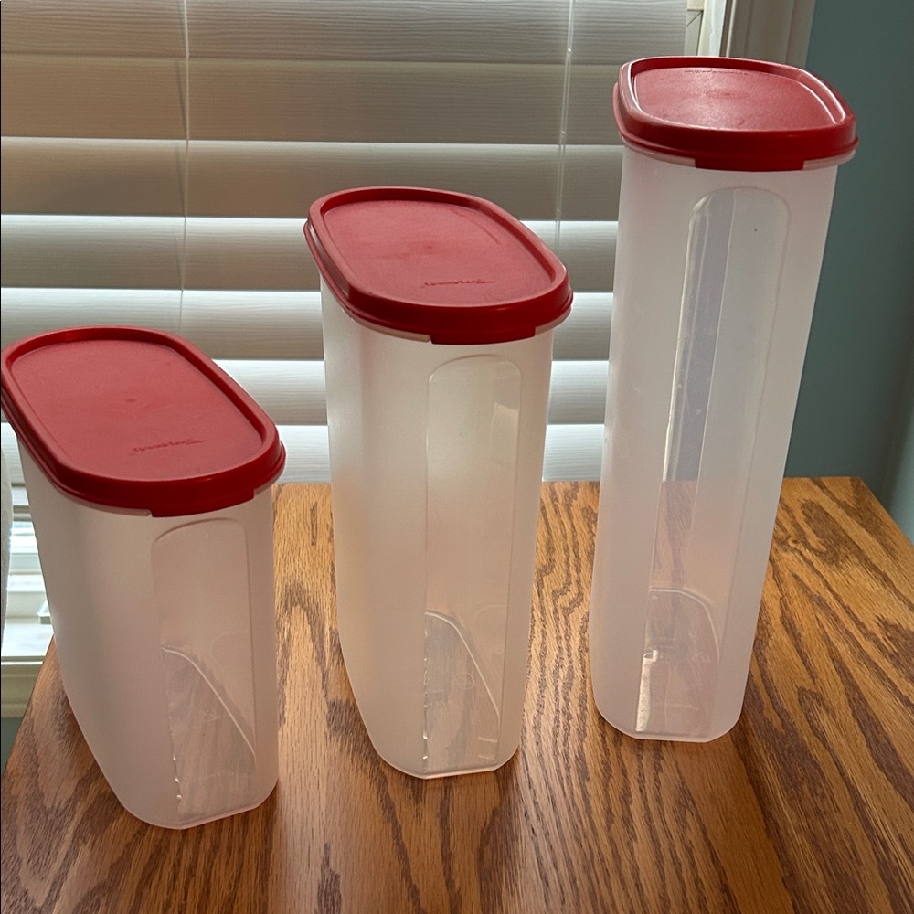 Tupperware Set